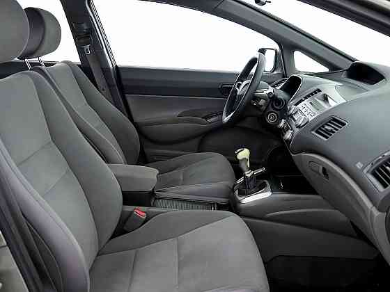 Honda Civic Elegance 1.8 103kW Таллин