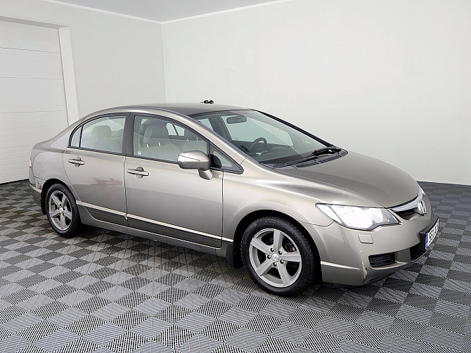 Honda Civic Elegance 1.8 103kW Таллин - изображение 1