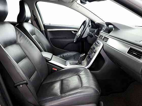 Volvo V70 Summum Facelift ATM 2.0 D5 133kW Tallina