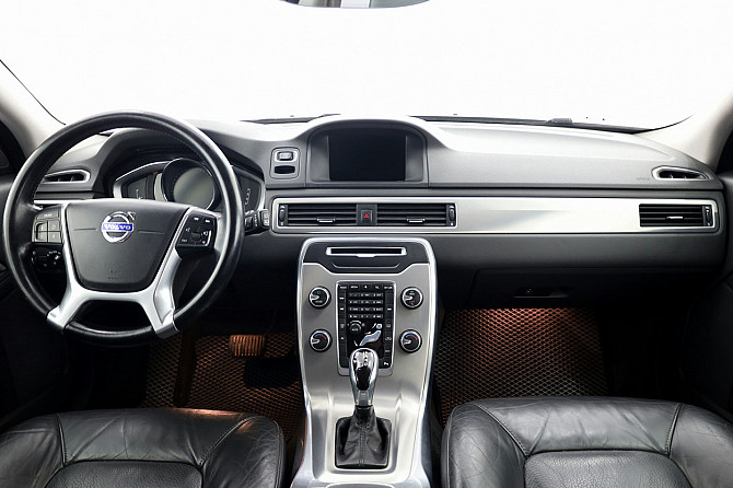 Volvo V70 Summum Facelift ATM 2.0 D5 133kW Tallina - foto 5