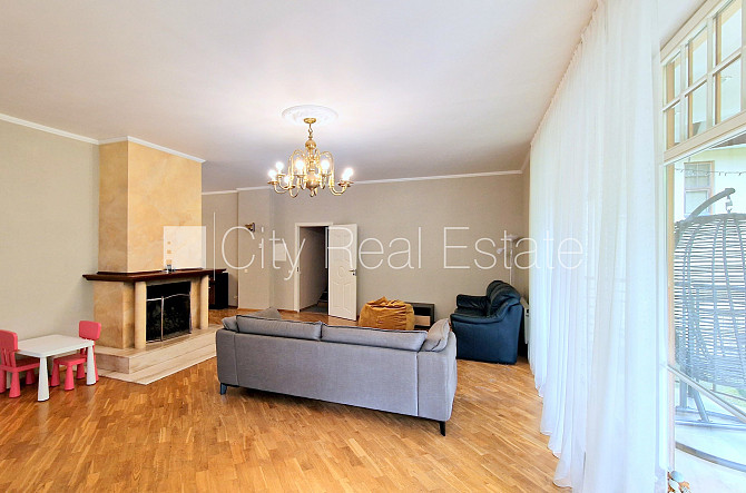 Zeme īpašumā, privātmāja, jaunceltne, labiekārtota apzaļumota teritorija 1705 m2, bruģēts Jūrmala - foto 16