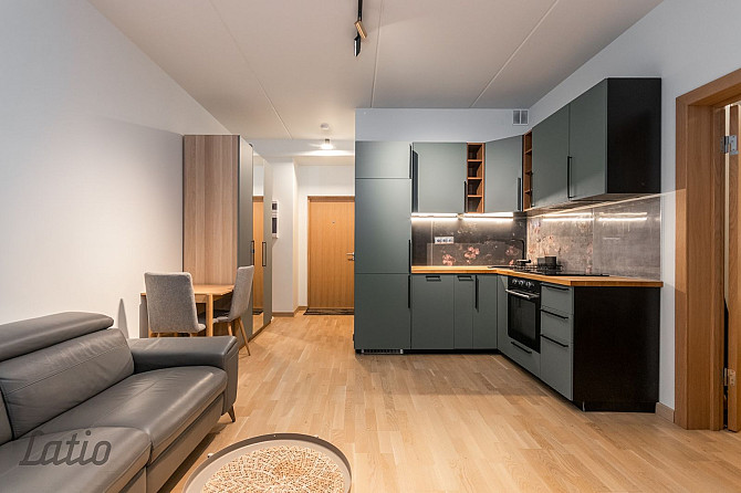 Īrei tiek piedāvāts plašs, mēbelēts 2 istabu dzīvoklis jaunā projektā Miera ielā 103!
Dzīvoklis ir g Рига - изображение 2