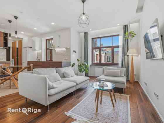 Fantastisks 2 istabu dzīvoklis ar kvalitatīvu apdari Rīgas centrā, klusuma un miera cienītājiem.  Dz Рига