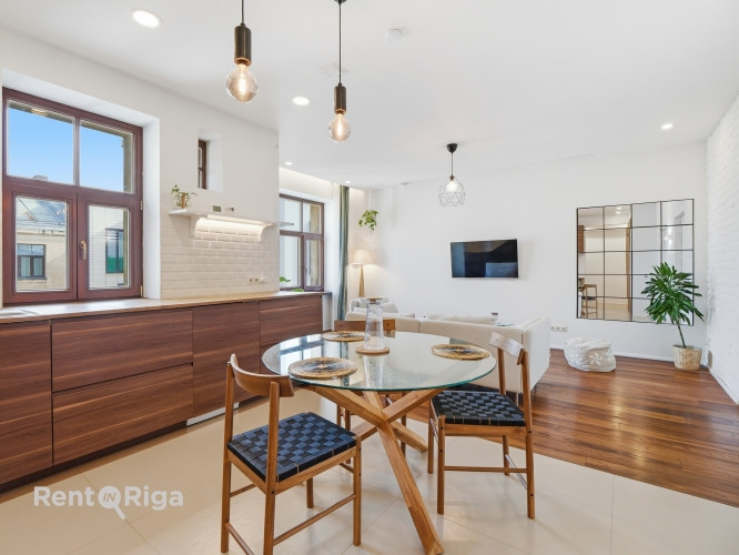 Fantastisks 2 istabu dzīvoklis ar kvalitatīvu apdari Rīgas centrā, klusuma un miera cienītājiem.  Dz Рига - изображение 6