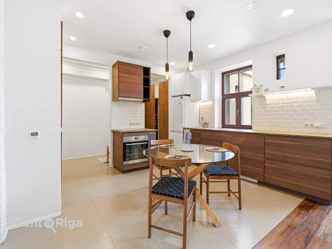 Fantastisks 2 istabu dzīvoklis ar kvalitatīvu apdari Rīgas centrā, klusuma un miera cienītājiem.  Dz Рига - изображение 2