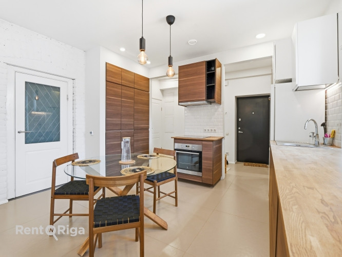 Fantastisks 2 istabu dzīvoklis ar kvalitatīvu apdari Rīgas centrā, klusuma un miera cienītājiem.  Dz Рига - изображение 5