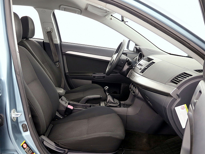 Mitsubishi Lancer Elegance 1.5 80kW Tallina - foto 6