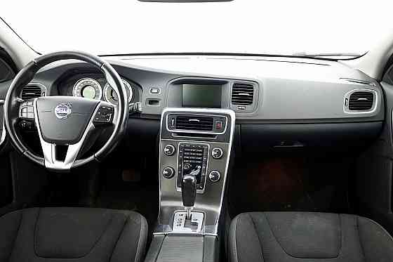 Volvo V60 Summum ATM 2.0 D5 120kW Tallina