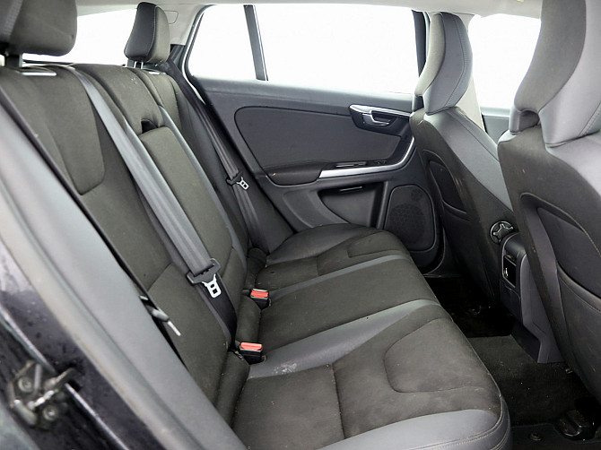 Volvo V60 Summum ATM 2.0 D5 120kW Tallina - foto 7