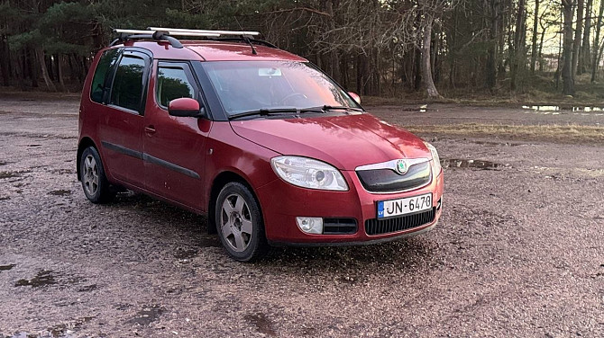 Легковые авто / Skoda / Roomster / Продают
Вернуться к списку объявлений
Pārdodu Škoda Roomster... Liepāja - foto 8