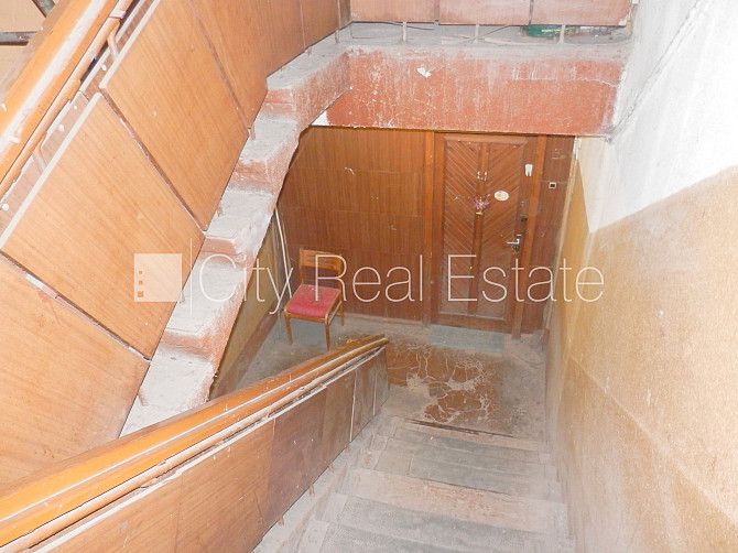 Фасадный дом, закрытый двор, места для нескольких машин, охраняемая территория, Рига - изображение 17