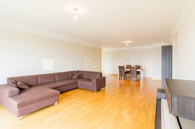 Projekts - Panorama Plaza, jaunceltne, labiekārtota apzaļumota teritorija, pazemes Rīga - foto 2