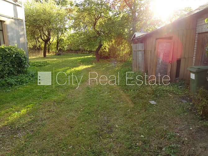 Fasādes māja, ķieģeļu mūra sienas, ieeja no ielas, mājā pieslēgta 3 fāžu Rīga - foto 16