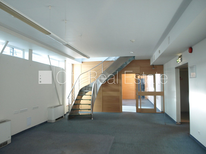 Fasādes māja, viena kvadrātmetra apsaimniekošanas maksa mēnesī  3,3 EUR, slēgts pagalms, Rīga - foto 4