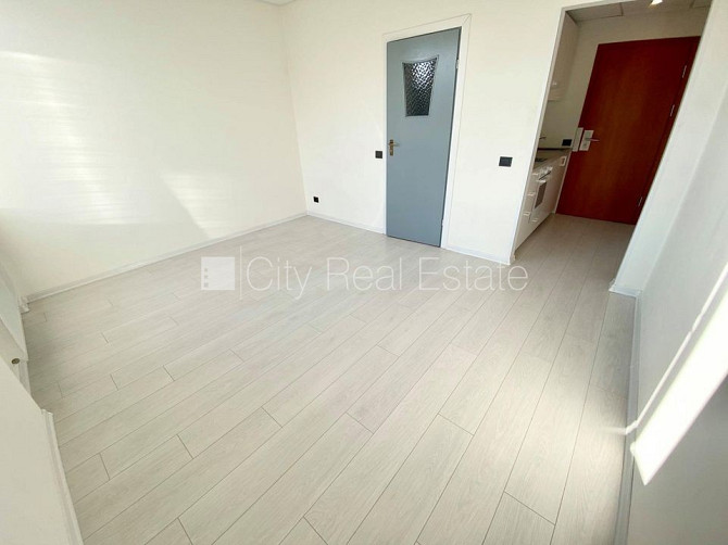 Fasādes māja, renovēta māja, slēgts pagalms, ieeja no ielas, ir lifts, kāpņu telpa pēc Rīga - foto 3