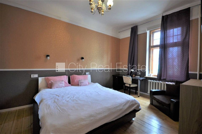 Fasādes māja, renovēta māja, slēgts pagalms, ieeja no ielas, ir lifts, kāpņu telpa pēc Rīga - foto 5