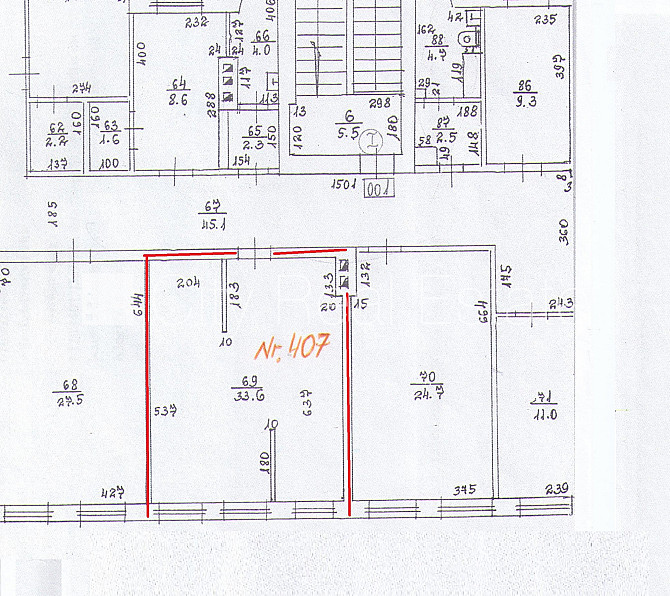Фасадный дом, реновированный дом, вход с улицы, лестничная клетка после Рига - изображение 5