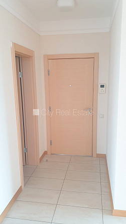 Jaunceltne, slēgts pagalms, teritorijas iebrauktuves vārti aprīkoti ar automatizētu Rīga - foto 15