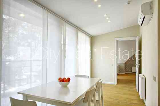 Новостройка, благоустроенная озеленённая территория, количество спален 2 шт., Юрмала