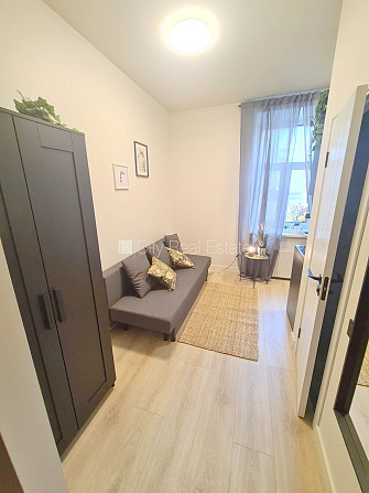 Fasādes māja, renovēta māja, slēgts pagalms, ieeja no ielas un pagalma, kāpņu telpa pēc Rīga - foto 8