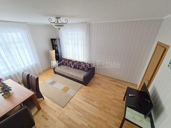 Fasādes māja, renovēta māja, labiekārtots apzaļumots pagalms, slēgts pagalms, teritorijas Jūrmala - foto 6