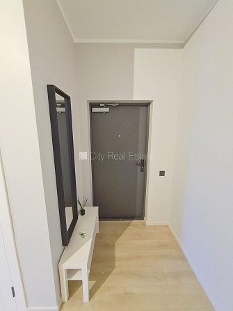 Fasādes māja, renovēta māja, slēgts pagalms, ieeja no ielas un pagalma, ir lifts, kāpņu Rīga - foto 11