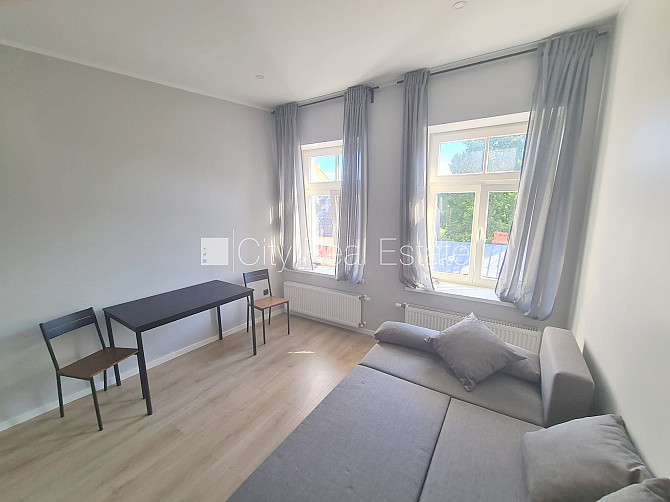 Fasādes māja, renovēta māja, slēgts pagalms, ieeja no ielas un pagalma, kāpņu telpa pēc Rīga - foto 4