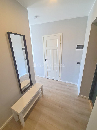 Fasādes māja, renovēta māja, slēgts pagalms, ieeja no ielas un pagalma, kāpņu telpa pēc Rīga - foto 7