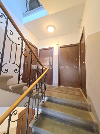 Pagalma ēka, renovēta māja, slēgts pagalms, iespēja nomāt autostāvvietu, ieeja no pagalma, Rīga - foto 17