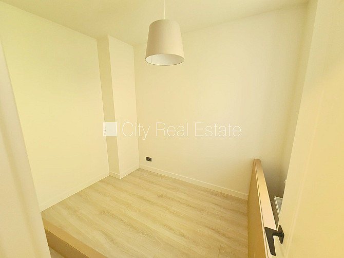 Здание во дворе, реновированный дом, закрытая территория, вход с улицы и со двора, Рига - изображение 6