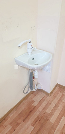 Фасадный дом, реновированный дом, вход с улицы, лифт, лестничная клетка после Рига - изображение 6