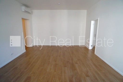 Фасадный дом, реновированный дом, плата за обслуживание одного квадратного метра Рига - изображение 3