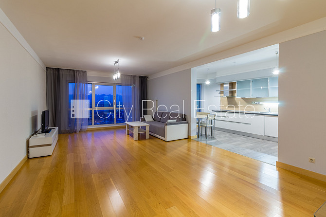 Projekts - Panorama Plaza, jaunceltne, pagrabstāvā pieejama noliktava, bruģēts piebraucamais Rīga - foto 2