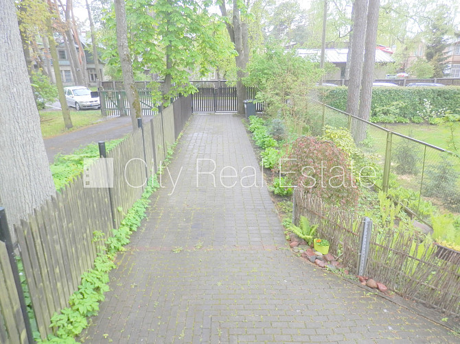 Fasādes māja, renovēta māja, slēgts pagalms, iežogota teritorija, vieta automašīnai, ieeja Jūrmala - foto 12