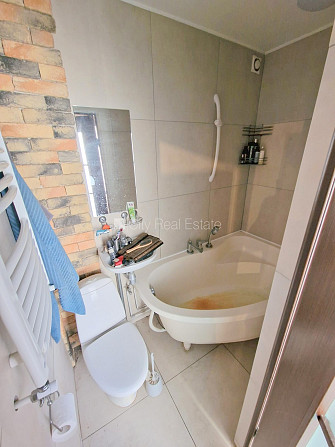 Fasādes māja, renovēta māja, slēgts pagalms, iežogota teritorija, vieta automašīnai, ieeja Jūrmala - foto 13