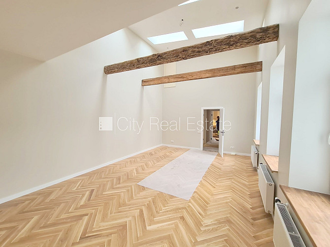 Земля в собственности, здание во дворе, фасадный дом, реновированный дом, Рига - изображение 4