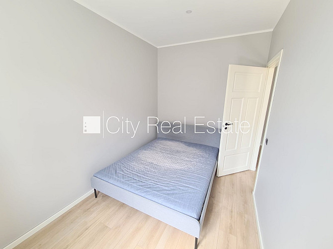 Fasādes māja, renovēta māja, slēgts pagalms, ieeja no ielas un pagalma, kāpņu telpa pēc Rīga - foto 9