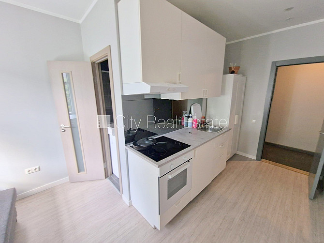 Fasādes māja, renovēta māja, slēgts pagalms, ieeja no ielas, kāpņu telpa pēc kosmētiskā Rīga - foto 4