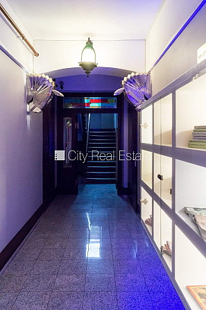 Pagalma ēka, renovēta māja, slēgts pagalms, objektu apsargā fiziskā apsardze, ieeja no Rīga - foto 14