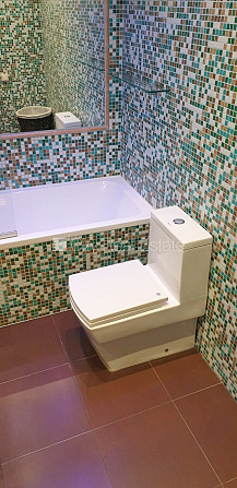 Pagalma ēka, renovēta māja, slēgts pagalms, objektu apsargā fiziskā apsardze, ieeja no Rīga - foto 12