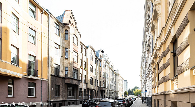 Земля в собственности, фасадный дом, реновированный дом, вход со двора, Рига - изображение 13