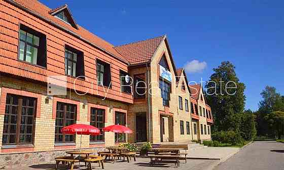 Гостевой дом, реновированный дом, заменены инженерные коммуникации, кирпичные Talsi un novads