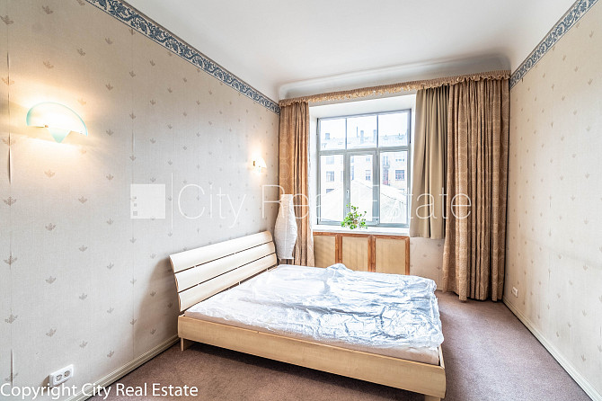 Земля в собственности, дом во дворе, закрытый двор, возможность аренды парковки, Рига - изображение 17