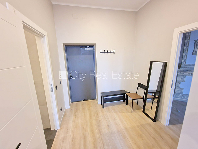 Fasādes māja, renovēta māja, slēgts pagalms, ieeja no ielas un pagalma, ir lifts, kāpņu Rīga - foto 9