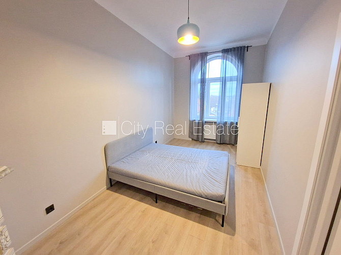 Fasādes māja, renovēta māja, slēgts pagalms, ieeja no ielas un pagalma, ir lifts, kāpņu Rīga - foto 11