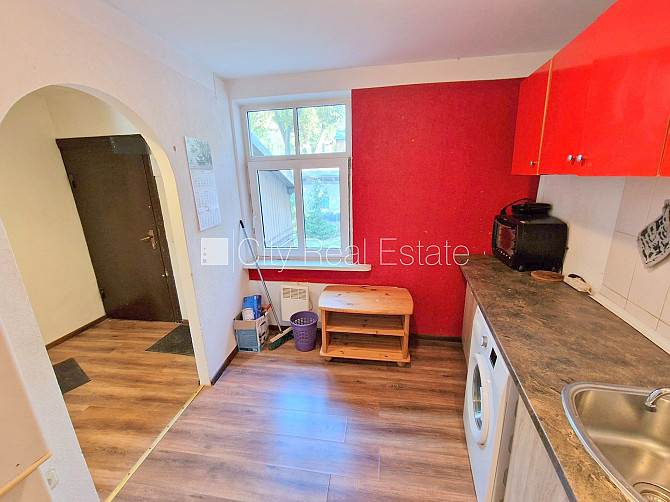 Zeme īpašumā, koka māja, fasādes māja, fasāde ar koka apdari, ieeja no pagalma, logi vērsti Rīgas rajons - foto 4