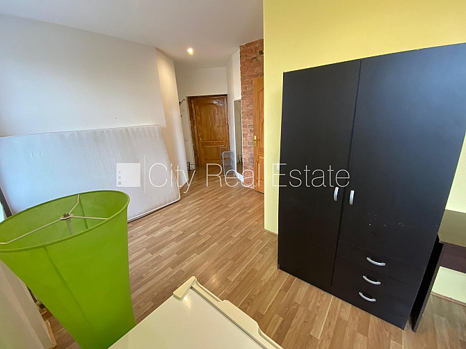 Fasādes māja, renovēta māja, slēgts pagalms, ieeja no ielas, kāpņu telpa pēc kosmētiskā Rīga - foto 4