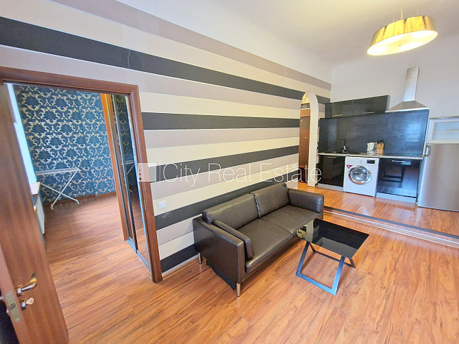 Projekts - Aleksandra Čaka 33, pagalma ēka, slēgts pagalms, ieeja no pagalma, kāpņu telpa pēc Rīga - foto 9