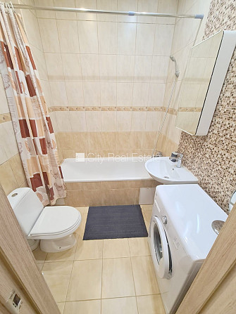 Pagalma ēka, renovēta māja, slēgts pagalms, iespēja nomāt autostāvvietu, ieeja no pagalma, Rīga - foto 11