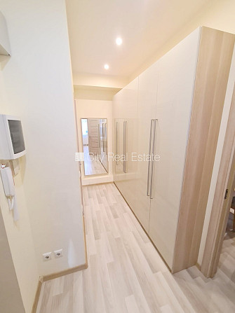 Pagalma ēka, renovēta māja, slēgts pagalms, iespēja nomāt autostāvvietu, ieeja no pagalma, Rīga - foto 10